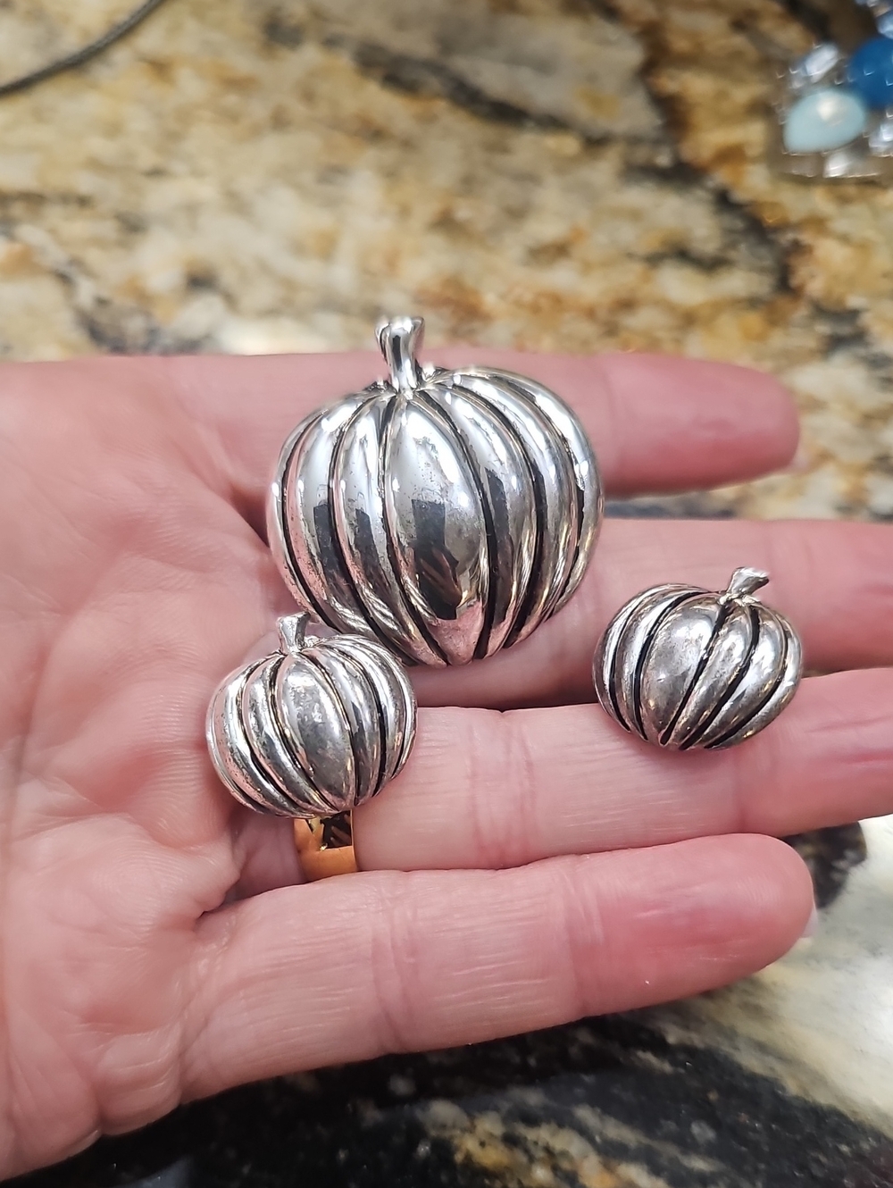 Silvertone Pumpkin Jewelry Set - Silver Necklace Pendant and Earrings